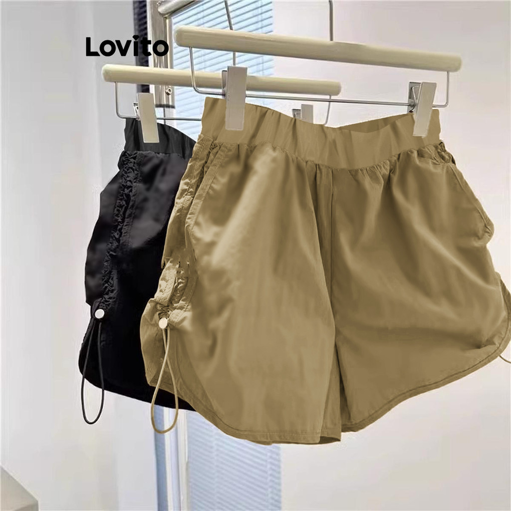 Lovito กางเกงกีฬาขาสั้นผู้หญิง มีกระเป๋า แบบเชือกรูด สีพื้น สไตล์สปอร์ต LNL74310