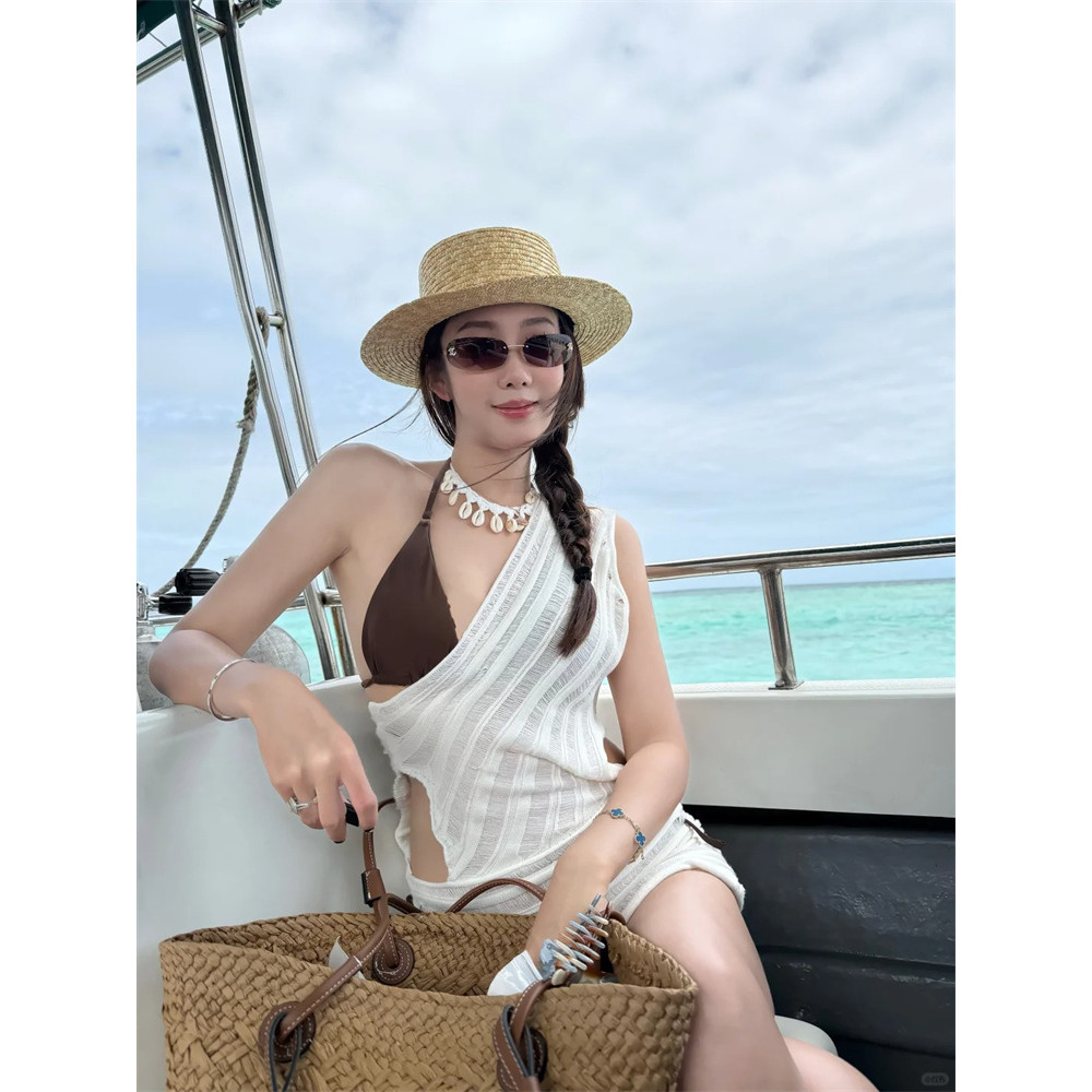 Gwenny SL ชุดว่ายน้ําสตรีวันหยุดชายทะเลเซ็กซี่และทันสมัยสไตล์เกาหลี