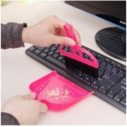 [MP] CARPET BROOM SMALL MINI BROOM CLEANING CARPET LAPTOP TABLE ทําความสะอาดพลาสติก