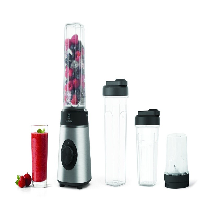 ELECTROLUX เครื่องปั่นแบบพกพา พร้อมอุปกรณ์เสริม รุ่น E3CB1-630S ขนาด 0.6 ลิตร สีเงิน