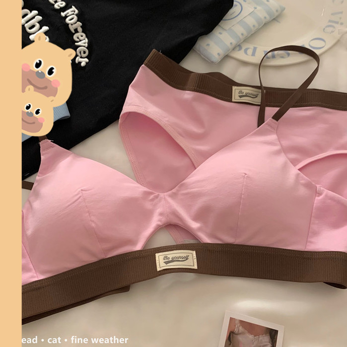 🎀bearbra🎀ชุดชั้นใน ไร้รอยต่อ ทรงสามเหลี่ยม ขนาดเล็ก ระบายอากาศได้ดี สวมใส่สบาย สปอร์ตบราครอป ผ้ายืด นุ่ม สบาย