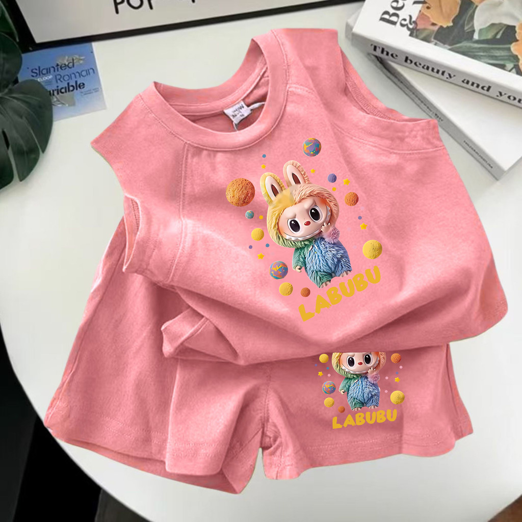 ชุดเซตเสื้อกางเกงเด็ก เสื้อแขนกุดและกางเกงเอวยืด แฟชั่นฤดูร้อน สำหรับเด็กผู้ญิงและเด็กผู้ชาย ผ้าใส่สบาย ชุดสุดนารัก - รูปที่ 2