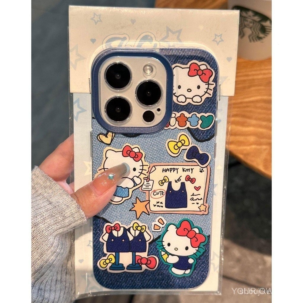 เคสโทรศัพท์ผ้าเดนิม Hello Kitty เหมาะสำหรับ iPhone 15 Pro Max/16/14/12/13/11 Pro Max/XR X/Xs Max/7 8 plus ทนทานต่อการขีดข่วนและโปร่งใส ZRLZ C3SI