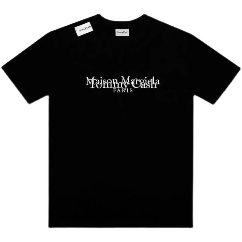 Spot Maison Margiela x Tommy Cash Co เสื้อยืดแบรนด์ MM6S Margiela Short Sleeve Fashion