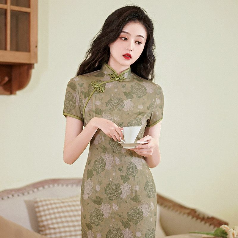 สไตล์แห่งชาติที่ดีขึ้น2024ฤดูร้อนใหม่ cheongsam แฟชั่นชุดขนาดบวกแม่เสื้อผ้า fboi