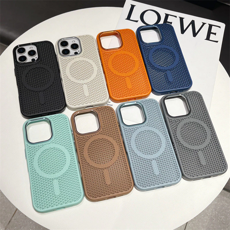 สูง Quaitly กรอบฮาร์ดแวร์สามมิติ Misaligned ทรงกลมตาข่ายรูเคสโทรศัพท์แม่เหล็กสําหรับ IPhone 12 13 14 15 16 Pro Max Slim Cooling ปลอกกันกระแทก PC ฝาหลัง