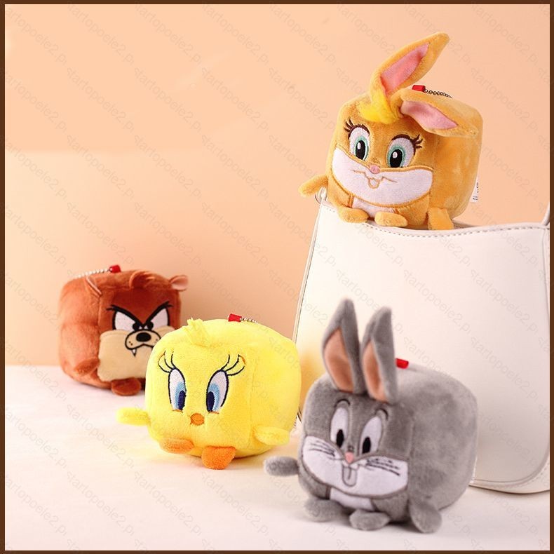 Kira น่ารัก Looney Tunes Bugs Bunny TwetyBird Lola Bunny Tasmanian Devil จี้ตุ๊กตาตุ๊กตาของเล่น