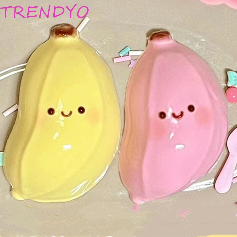 Trendyo จําลองกล้วยบีบ น่ารักสีชมพู Super Elastic ผลไม้ Super Soft ช้า Rebound ของเล่นสุ่มการเปลี่ยนรูป พนักงานออฟฟิศ