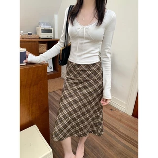 MOYES 🔥ในสต็อก💗พร้อมส่งเสื้อยืดแขนยาวคอวี ลูกไม้เก๋ๆ เสื้อยืดเย็บลูกไม้สีหวานทรงเข้ารูป เสื้อยืดสไตล์เกาหลีเรียบๆ