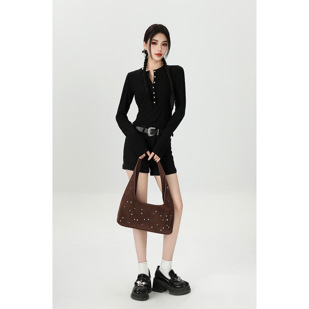 TRENDY  POUCH     กระเป๋าหนังกลับ กระเป๋าสะพาย suede bag สีน้ำตาล  ดวงดาว  ย้อนยุค  ผู้หญิง