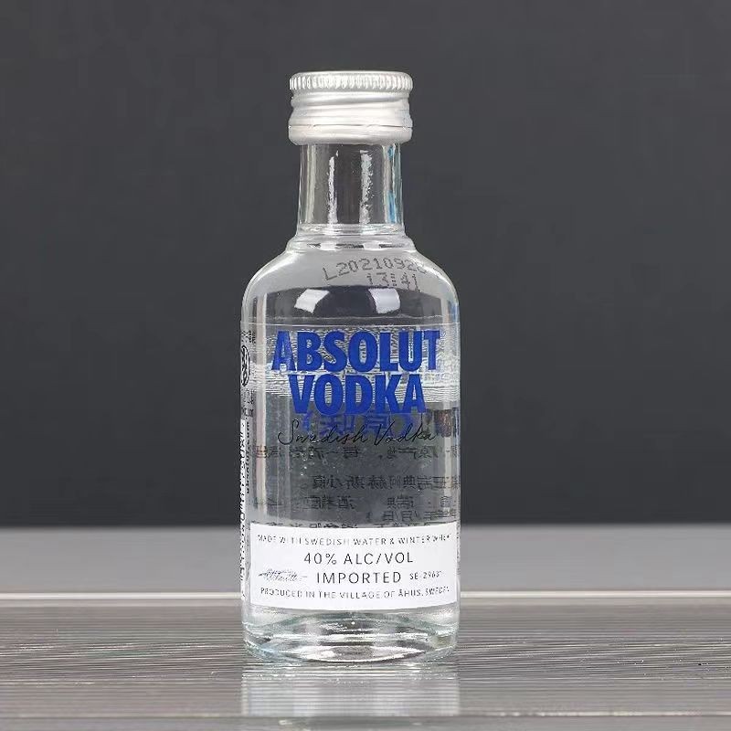 รุ่นตะวันตก Absolute Original Flavour Version Sweden Absolute Vodka Original Flavour 50ml เวอร์ชันเล
