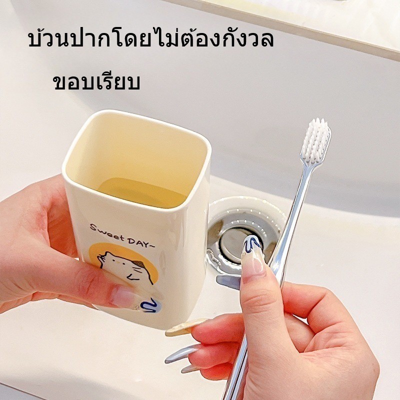 พร้อมส่ง กล่องเก็บแปรงสีฟัน 3in1 ถ้วยแปรงสีฟันแบบพกพา สามารถแยกได้ สะดวกสำหรับพกพาเดินทางท่องเที่ยว