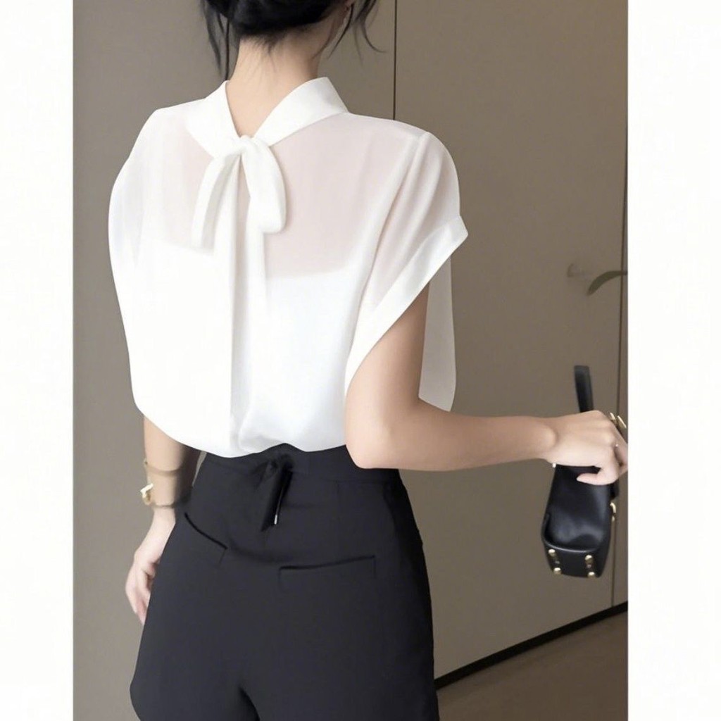 ตุ๊กตาเสื้อชีฟองสั้น สไตล์ตะวันตก ยกระบายBow คอลเลktionฤดูร้อน สีดำ โปร่งบาง มิกซ์-matchได้ง่าย