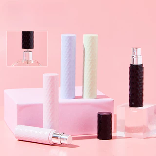 พร้อมส่ง🥰ขวดน้ําหอมเปล่า ขวดแบ่งน้ําหอมพกพา 5ml หัวสเปรย์กดง่าย สําหรับเดินทาง สามารถขึ้นเครื่องบินได้