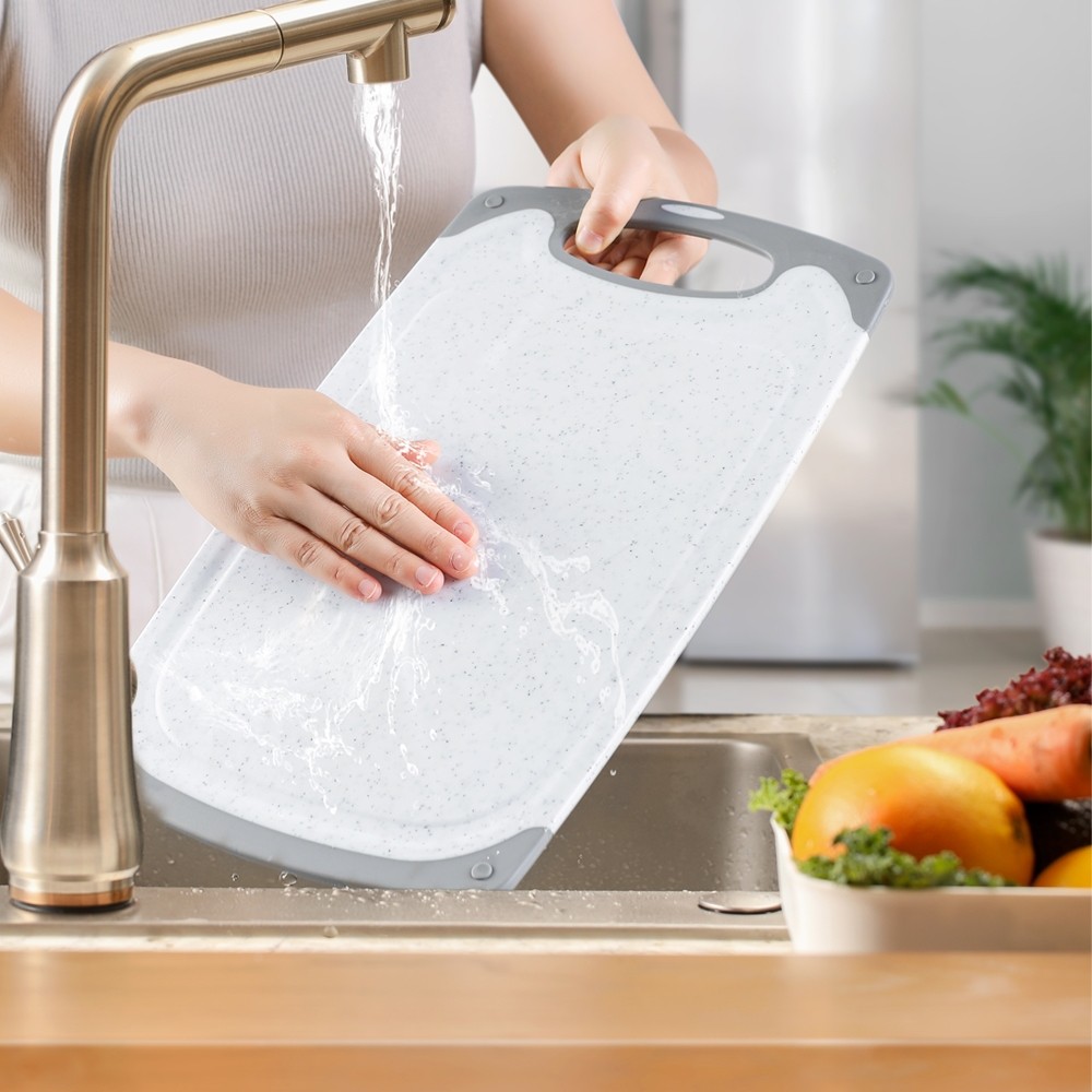 เขียงหน้าเรียบ Ecowin ชุดเขียง 3 ชิ้น  ป้องกันเชื้อราและแบคทีเรีย เขียงครัวหนาสำหรับใช้ในครัวเรือน