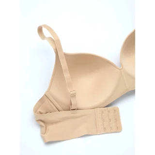 [Online Exclusive] SABINA BRALESS | PRETTY PERFECT เสื้อชั้นในไม่มีโครง รหัส NBU23004C3 สีเนื้อเข้ม