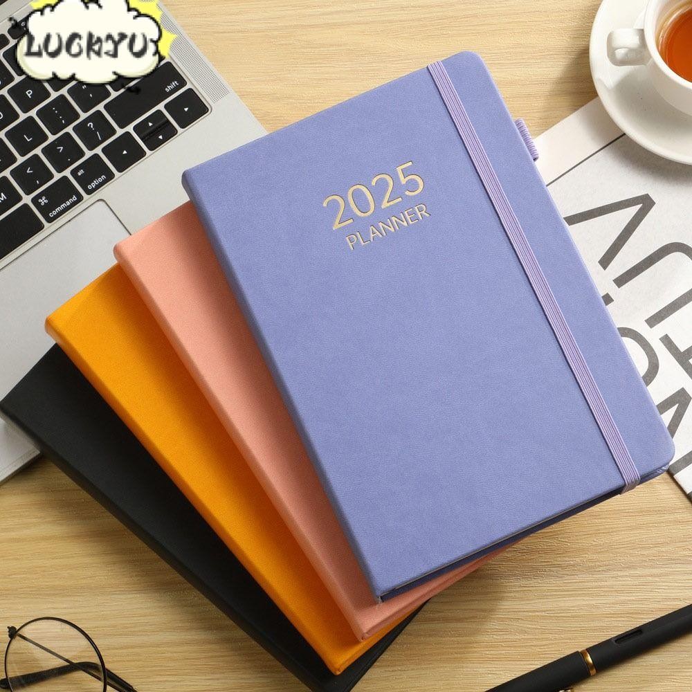 หนังสือวาระ โชคดี 2025 สมุดโน๊ตแพลนเนอร์ ก5 ภาษาอังกฤษ 2025 หนาคุณภาพสูง พร้อมปฏิทิน ทํา รายการ สายรัด สมุดบันทึก สํานักงานโรงเรียน