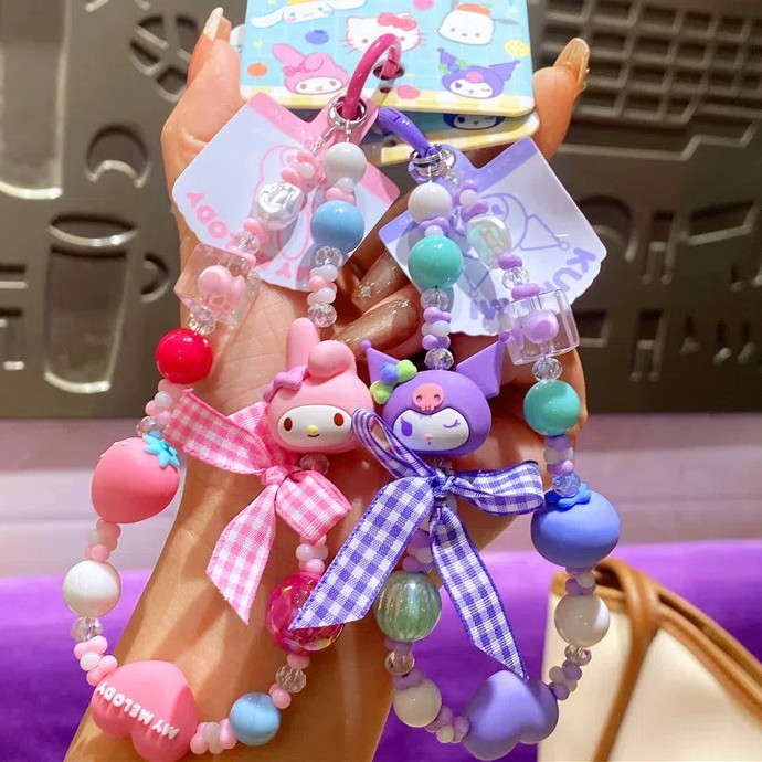 พวงกุญแจโซ่ลูกปัดผลไม้ Sanrio ของแท้/การ์ตูน Kuromi KT Cat Beaded ข้อมือเชือกจี้