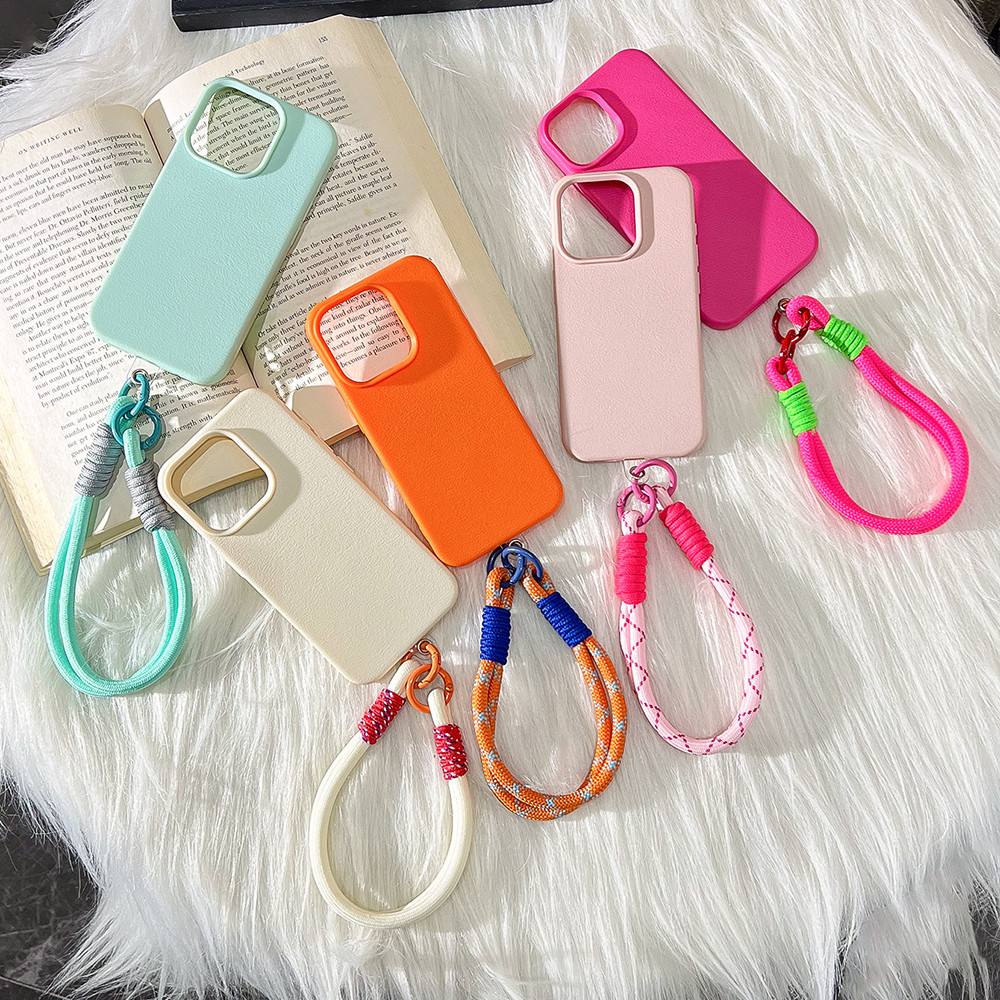 เคสหนังลายลูกกวาดน่ารักแฟชั่นพร้อมสายคล้องข้อมือสำหรับ iPhone 15 Pro Max 14 11 12 13 16 Plus เคสซิลิโคนพร้อมสายคล้อง