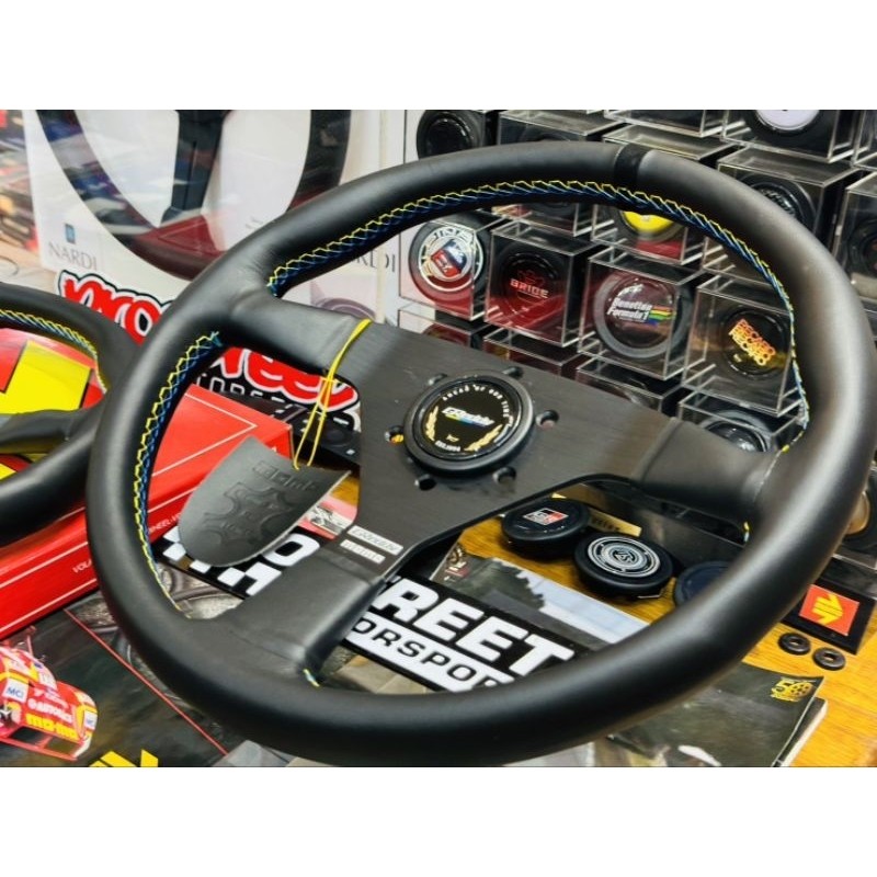 GReddy x Momo Montecarlo v35 Taiwan พวงมาลัย งานดีสุด หนังแท้ ปั้มครบ Steering Wheel พวงแต่ง พวงซิ่ง รถยนต์