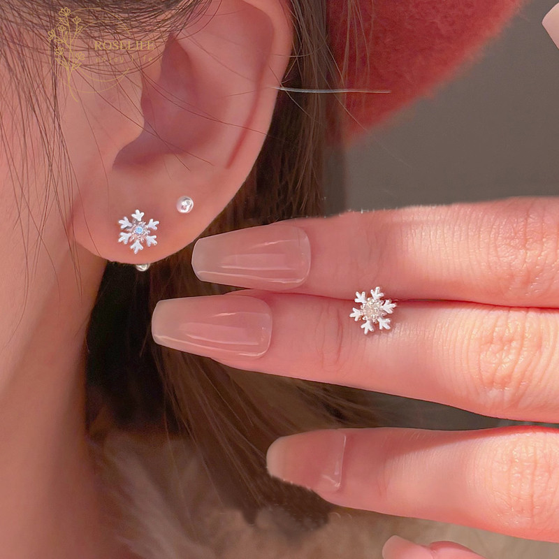 Roselife Delicate 2 ชิ้นเงินเกล็ดหิมะต่างหูสกรูสําหรับผู้หญิงสาวแฟชั่น Pierced Ear Stud เครื่องประดับอุปกรณ์เสริม