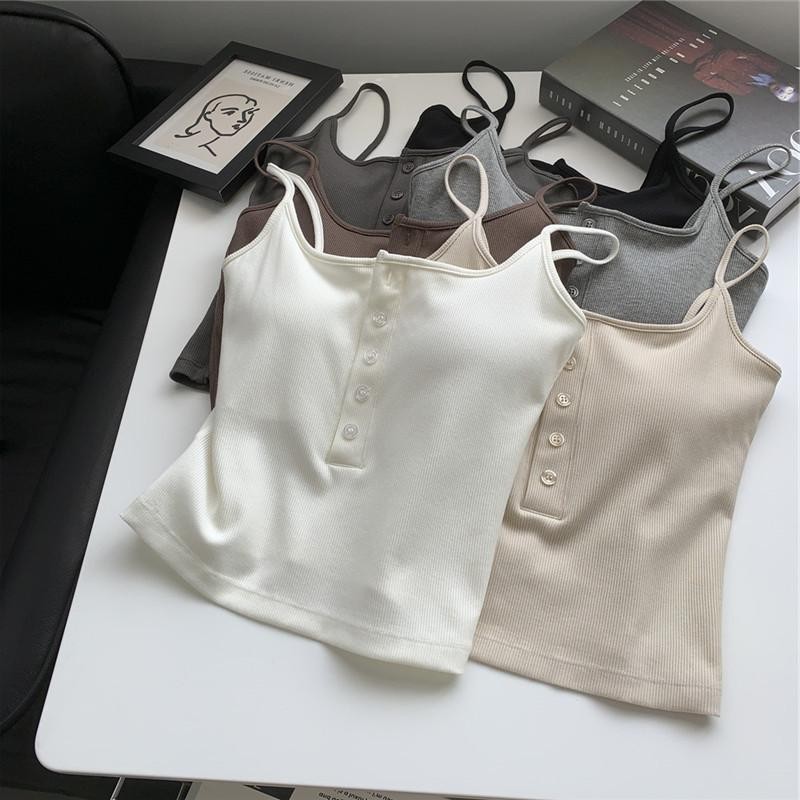 #475 เสื้อสายเดี่ยวเส้นเล็ก ฟองน้ำในตัวเย็บติดเนื้อผ้า ทรงสวยใส่สบายผ้านิ่มตกเเต่งกระดุมน่ารักเข้ารูป เซ็กซี่ สุดฮิต - รูปที่ 2