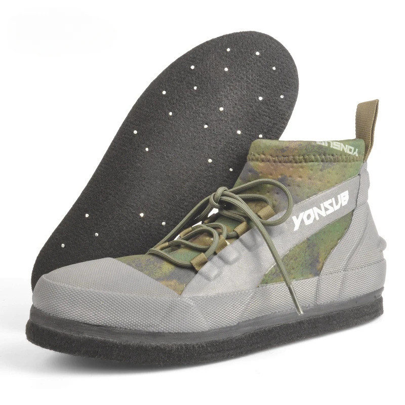 [Legend7] รองเท้าบูทยางสำหรับผู้ชาย ออกแบบเพื่อกิจกรรมกลางแจ้ง ต้านน้ำและลื่น มีตะปูเหล็กเสริมความทนทาน