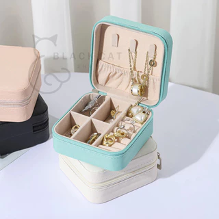 พร้อมส่ง🔥กล่องใส่เครื่องประดับ กล่องเก็บเครื่องประดับ กล่องใส่จิวเวลลี่ ใช้เก็บต่างหู แหวน สร้อยคอ หนังPU พกพาได้