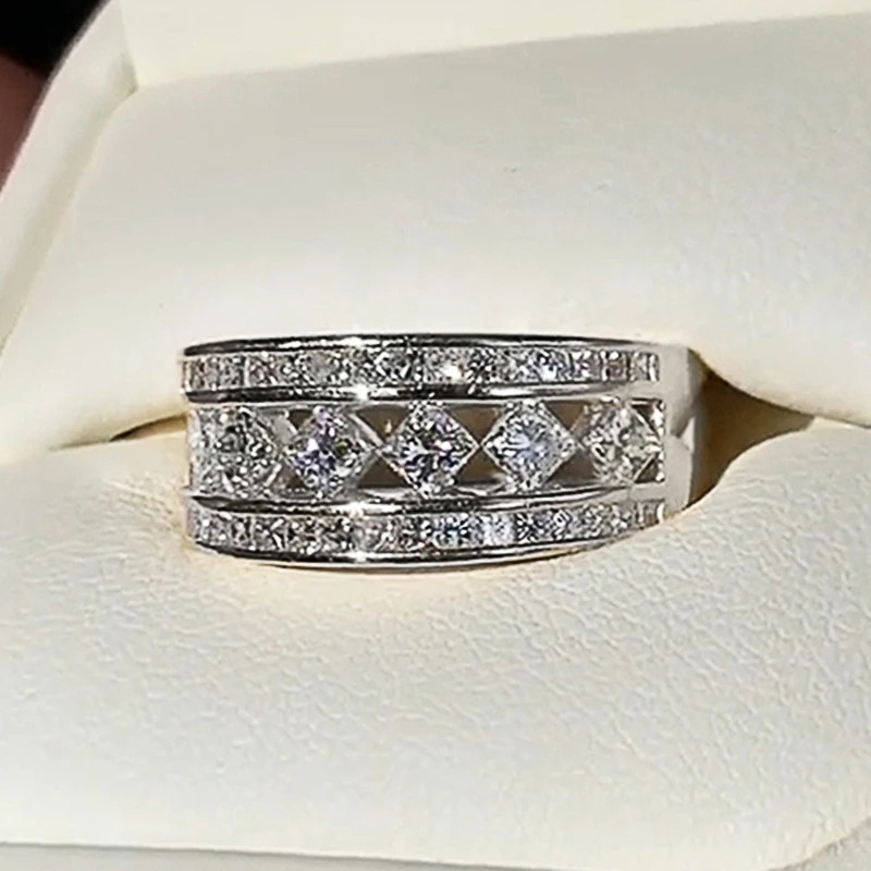 925 เงินสเตอร์ลิง Eternity แหวนแต่งงานสําหรับผู้หญิงเต็ม Paved ประกายคริสตัล Cubic Zirconia หมั้นข้อเสนอแหวนเครื่องประดับหรูหราใหม่
