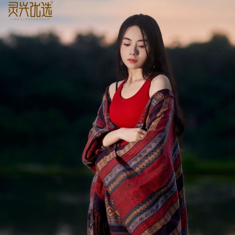 2025新款民族西藏条纹云南青海旅游复古拍照披肩披风围巾斗篷2025 New National Xizang Stripe Yunnan Greensdvas20250630