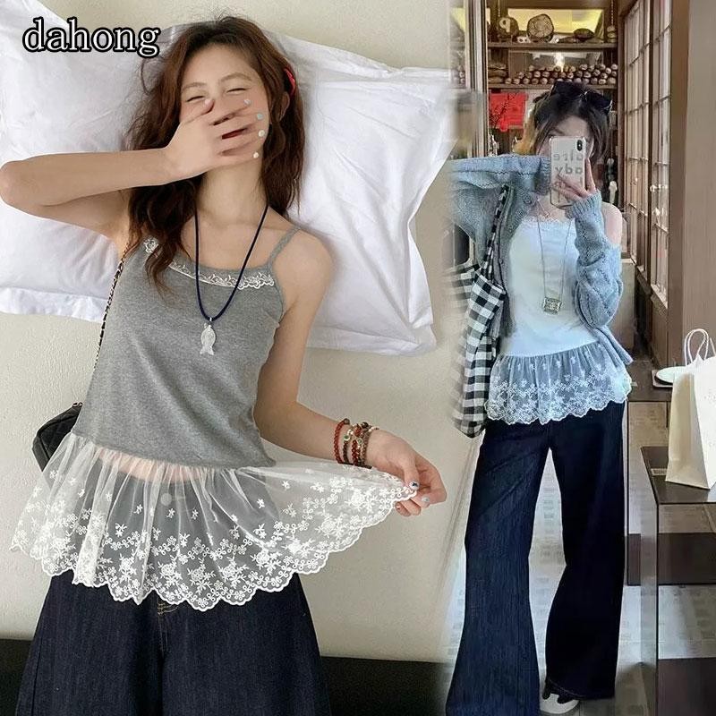 Dahong  เสื้อสายเดี่ยว มีฟองน้ำ ดีเทลแต่งลูกไม้  เสื้อสายเดี่ยวฤดูใบไม้ผลิอเนกประสงค์พร้อมลูกไม้สําหรับผู้หญิง  2694