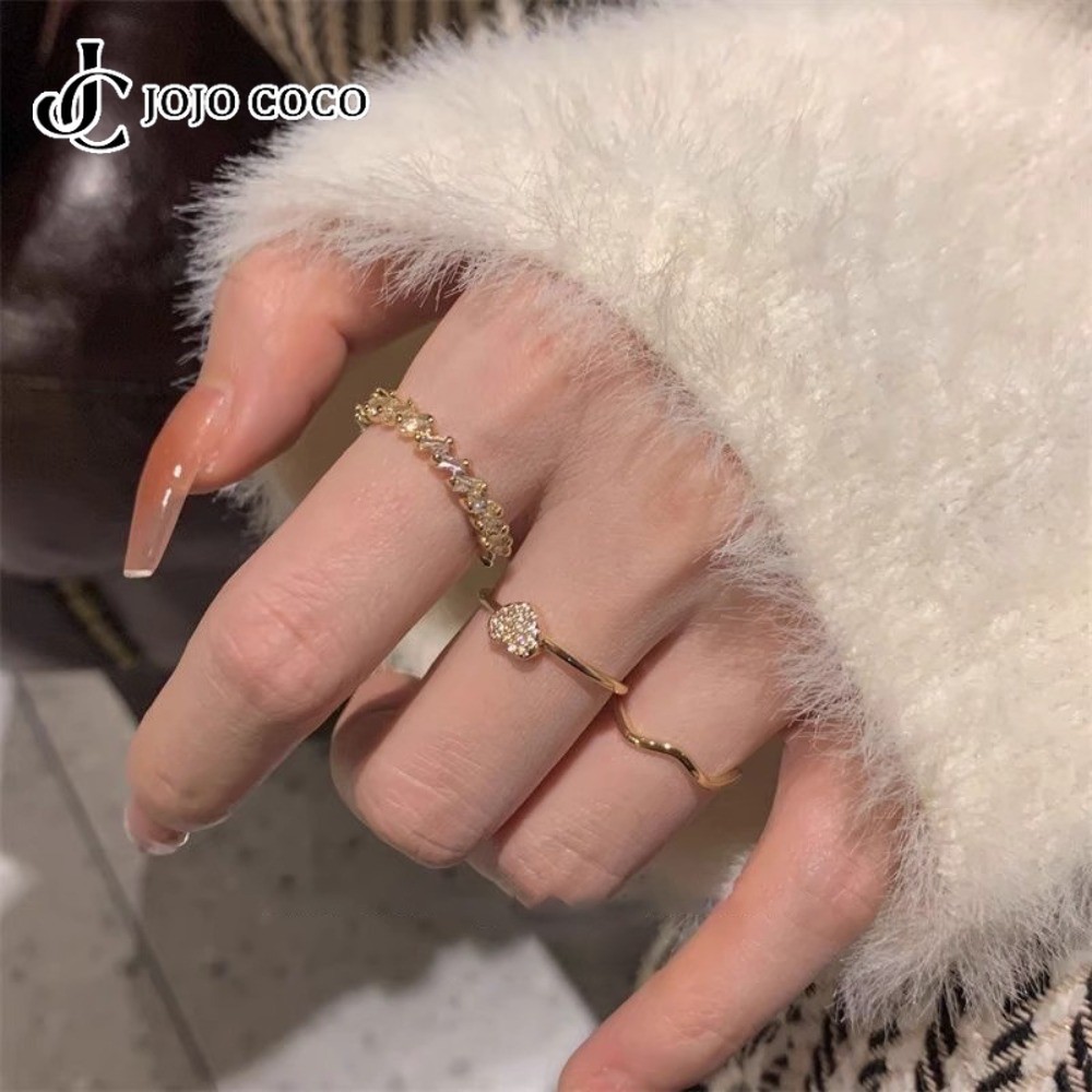JOJO COCO แหวนหัวใจเพทายนิช ชุดสามชิ้น แฟชั่นระดับไฮเอนด์