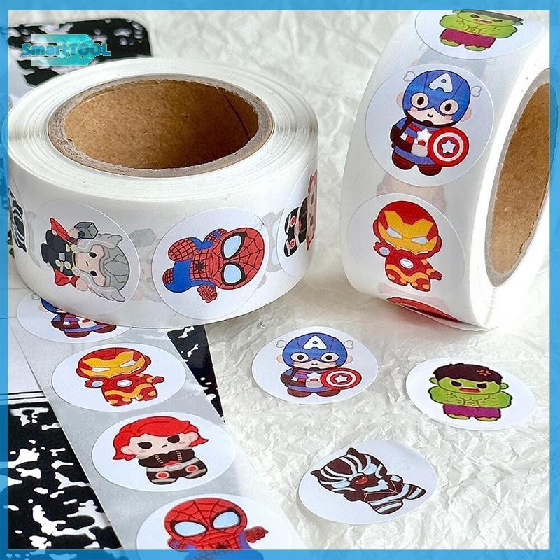 Utzn> 500 ชิ้น/ม้วน Avengers ม้วนสติกเกอร์ภาพยนตร์สติกเกอร์ตกแต่ง Circular Hulk เหล็ก Iron Man Applique เด็กของขวัญใหม่