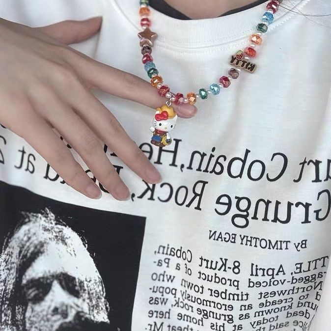 HelloKitty Denim Clavicle Chain สร้อยคอคริสตัลสีสันสดใส เหมาะสำหรับสาวหวานปี 2025 - รูปที่ 4