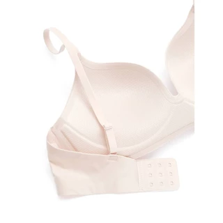 Sabina Soft Doomm Level 3 เสื้อชั้นใน ไร้ตะเข็บ ไร้โครง รหัส SBH24048C2 - สีเนื้ออ่อน