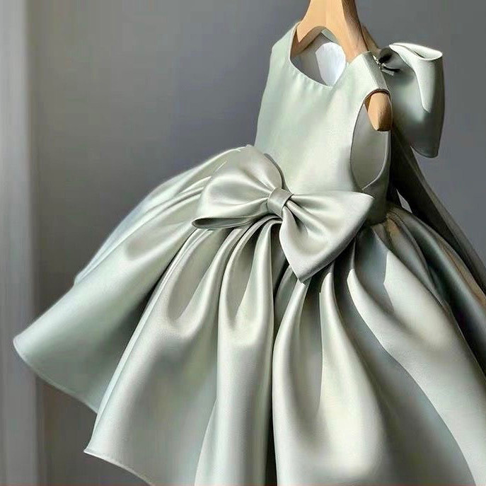 ⭐2025⭐ Gaun budak peraya เด็กผู้หญิง วันเด็กชุดเจ้าหญิงเด็ก High-End Western สไตล์สาวทารกดอกไม้เล็กๆ