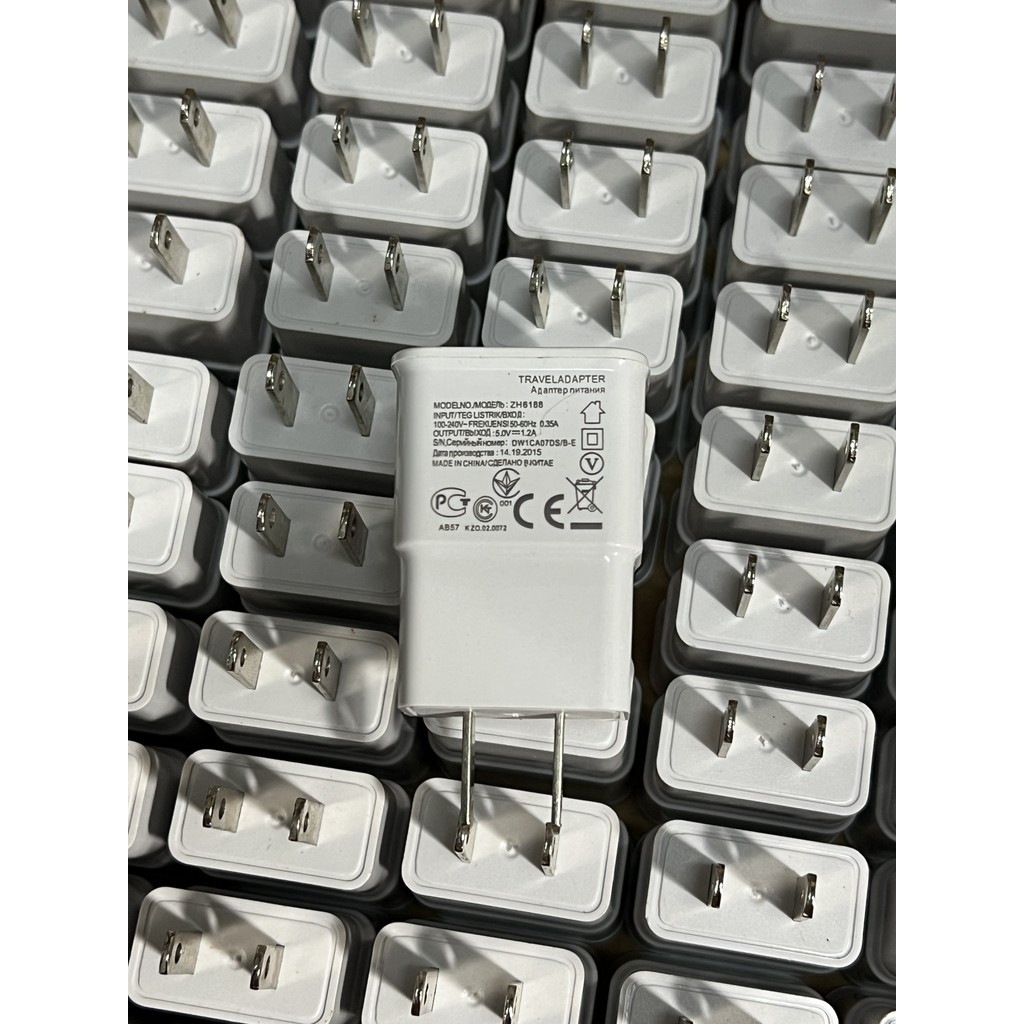 อะแดปเตอร์ชาร์จUSB 5V หัวชาร์จหัวชาร์จ USB ขนาด 5V/ 2A (White) สินค้าลดราคา