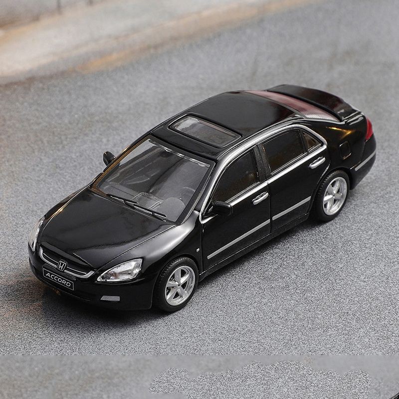 Dct 1: 64 Honda Accord 7th Generation Semi-Simulation Alloy Car Model Collection เครื่องประดับ