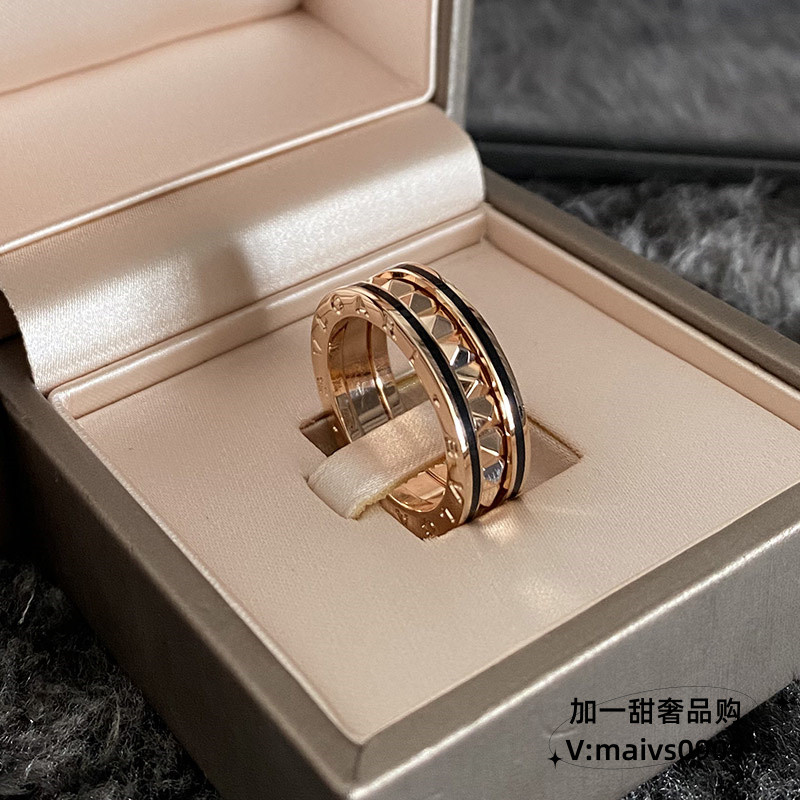 [พร้อมกล่องบรรจุภัณฑ์] Bvlgari/bvlgari B.ZERO1 Series Rose Gold Black Ceramic Punk Spring Ring แหวนค