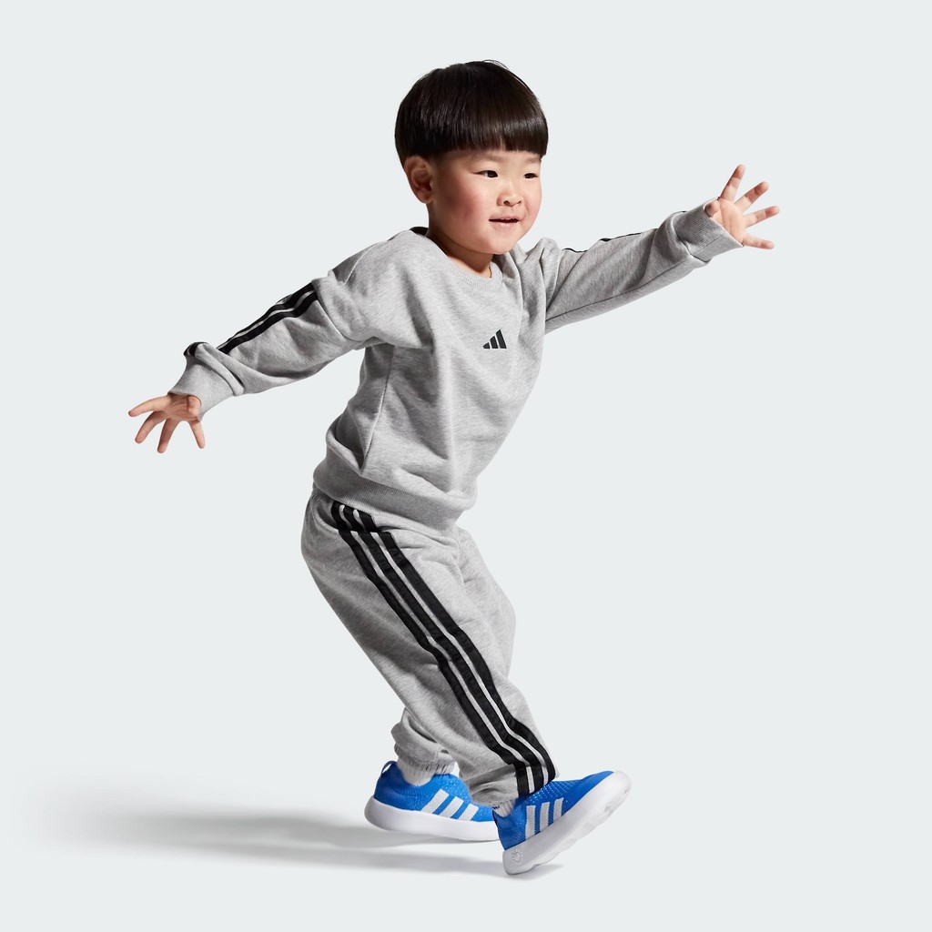 adidas ไลฟ์สไตล์ รองเท้า Bubblecomfy สำหรับเด็ก เด็ก สีน้ำเงิน IH1265 ราคา ถูกที่สุด ดีลบีเคเค แกลเลอรีภาพที่ 3