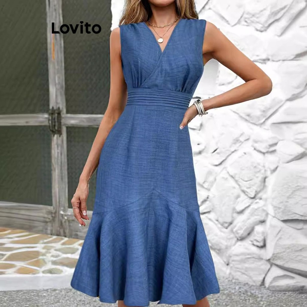 Lovito โครงสร้างเรียบหรูเรียบง่ายเส้นนัวเนียชุดจีบสำหรับผู้หญิง LNL79197