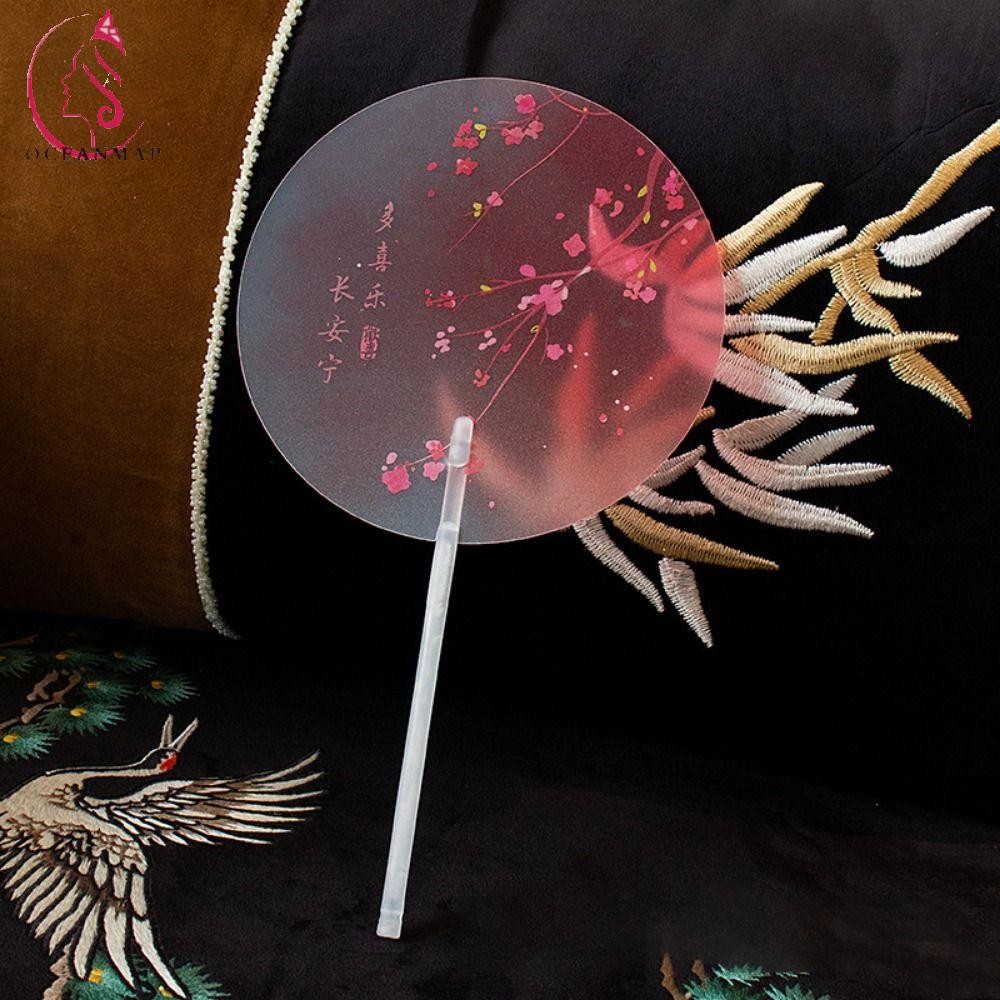 Oceanmap พัดลมด้ามยาวโบราณ การพิมพ์สี Anti-break พัดลมมือถือทรงกลมหลายสไตล์ High-look Frosted Fan Handle Translucent Dance Group Fan Dance