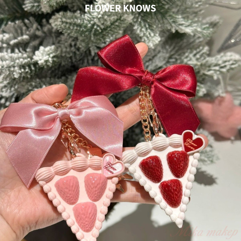 FLOWER KNOWS บาล์มเค้กสตอเบอร์รี่ น่ารัก เล็กๆ สามารถใช้เป็นจี้ได้