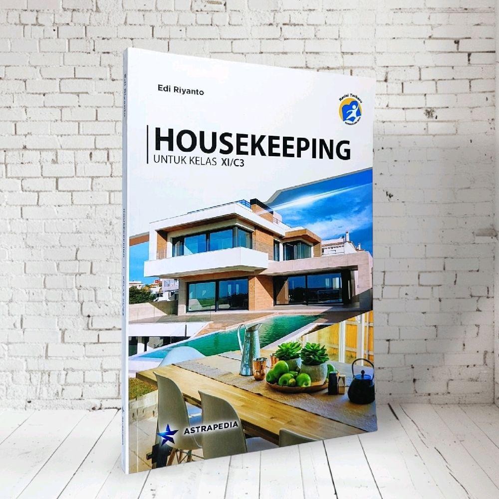 HOUSEKEEPING FOR CLASS XII / (C3) VOCATIONAL SCHOOL K13 ASTRAPEDIA