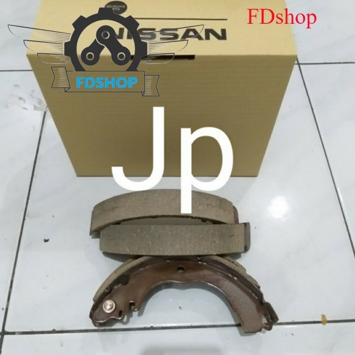 ผ้าเบรค ผ้าเบรคหลัง Livina XGear