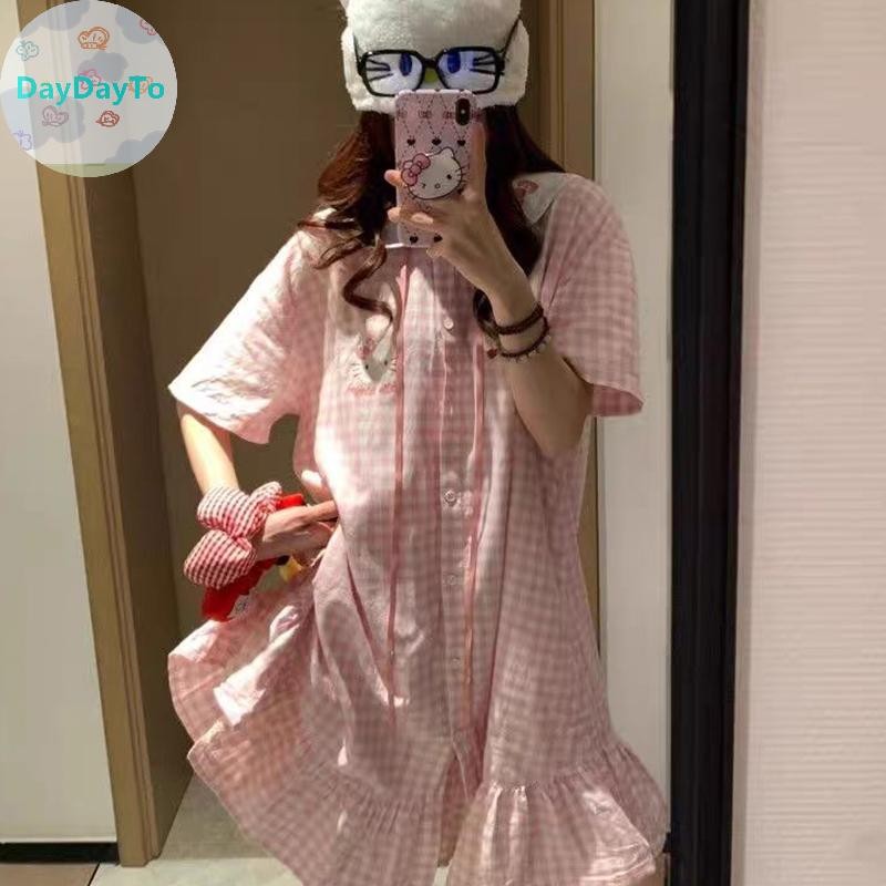 DayDayTo แฟชั่น casual น่ารัก การ์ตูนแมว ลายสก๊อต แขนสั้น สำหรับผู้หญิง