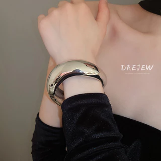 [เดรย์]สร้อยข้อมือปรับหน้ากว้างไม่สม่ําเสมอยุโรปและสหรัฐอเมริกาสร้อยข้อมือที่พูดเกินจริงแฟชั่นลมหนาวบุคลิกภาพเครื่องประดับมือผู