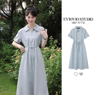 【EVIOVIO】 S-XXL เดรสเชิ้ตยาว สไตล์ซาฟารี คอปกซิปหน้า ดีเทลเชือกรูดเอวปรับได้ พร้อมกระเป๋าคู่หน้าอก