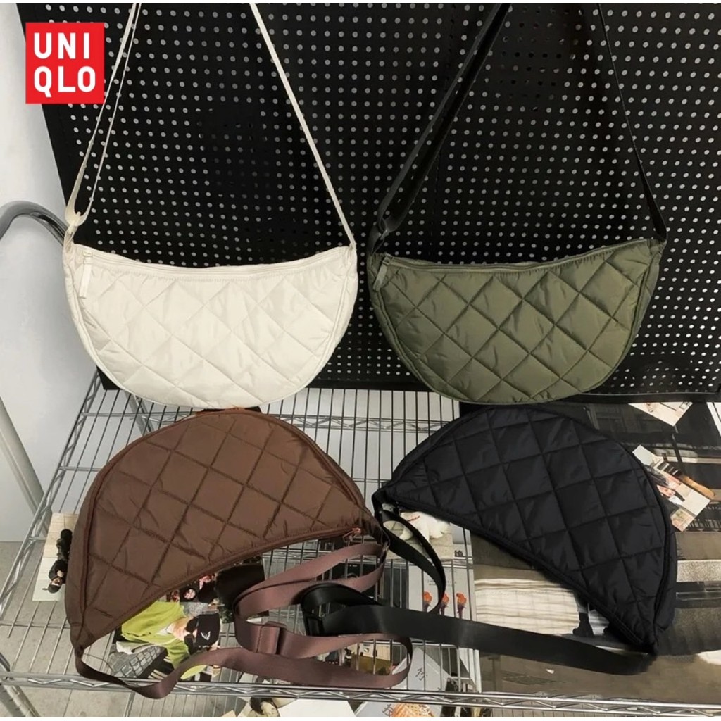 พร้อมส่งในไทย Uniqlo ใบใหญ่ มีป้ายห้อยยูนิโคล่ กระเป๋า สะพายข้าง เท่ๆ ไนล่อน กันน้ำได้