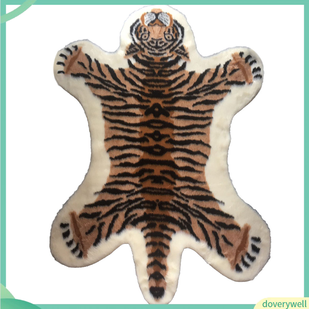 [ดีเวลลี่] พรมพื้นที่ลายเสือวัวพรมกันลื่นห้องนอนสํานักงานห้องนั่งเล่นพรมปูพื้น